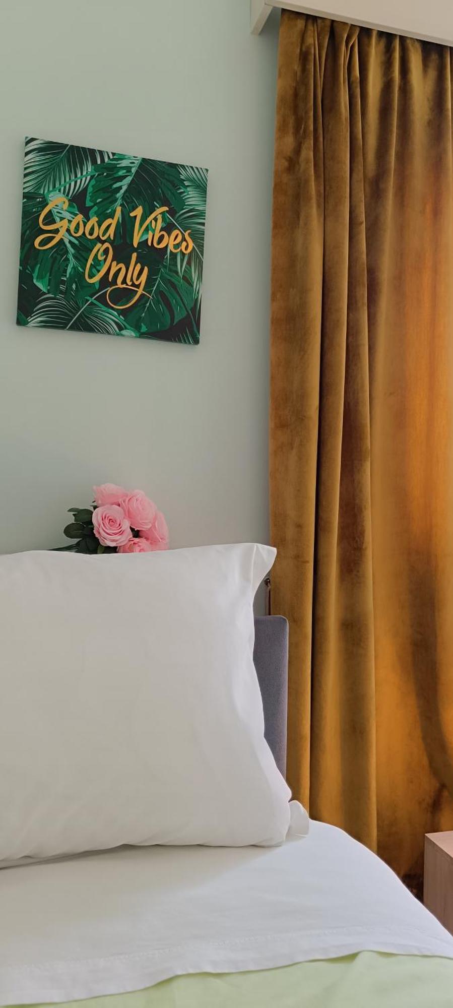 Maria Guesthouse Аливерион Стая снимка